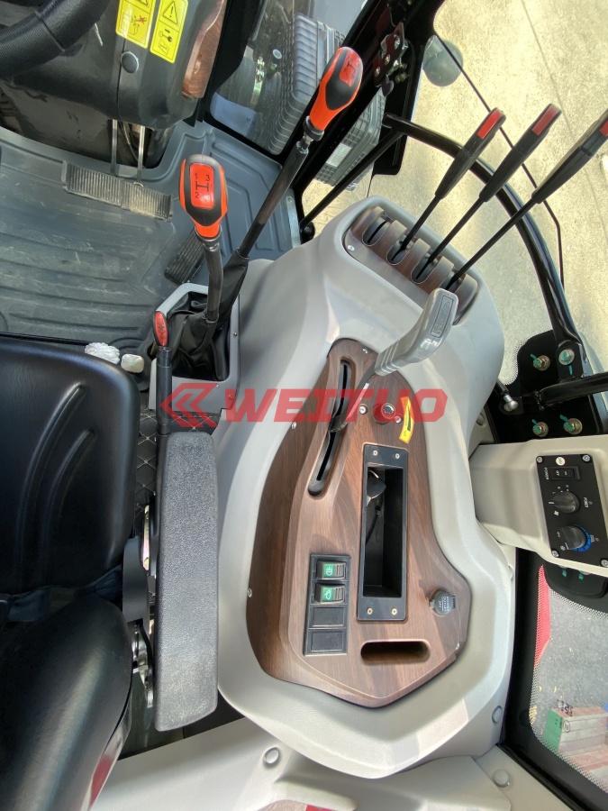 Трактор Hanwo TC 1304