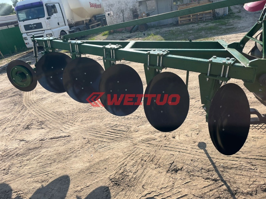 Плуг дисковый 1LYT-525