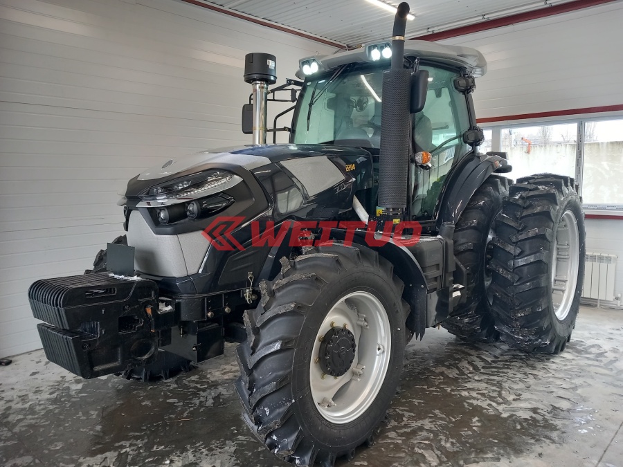 Трактор Weituo 2204 со спаренными колесами