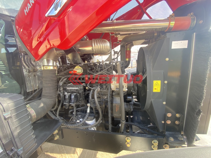 Трактор Hanwo TC 1304