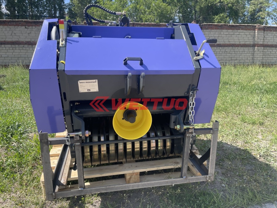 Пресс-подборщик 8050